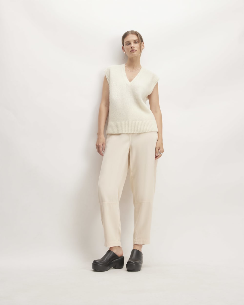 The Alpaca V-Neck Vest | Snow